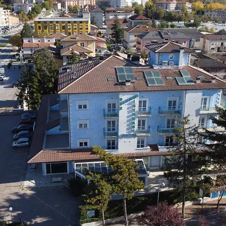 Hotel Azzurro LʼAquila