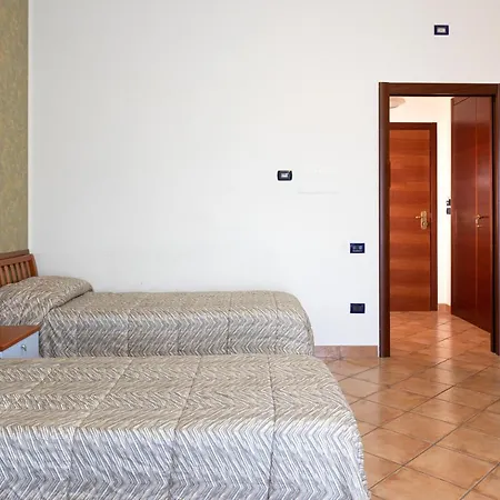 Azzurro 3* LʼAquila