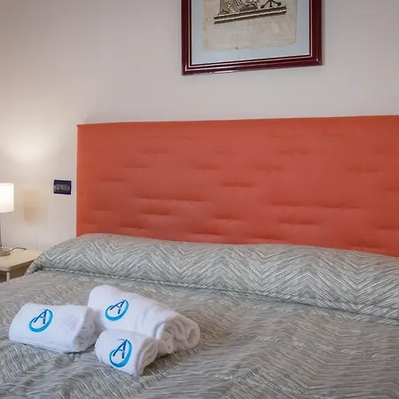 Azzurro Hotell LʼAquila