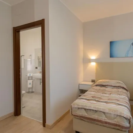 Azzurro 3* LʼAquila