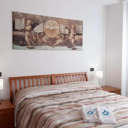 Azzurro Hotel 3*