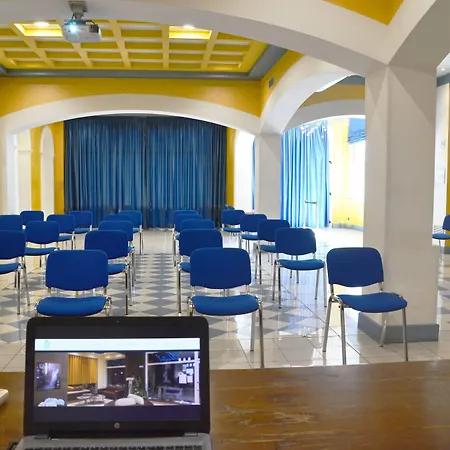 Azzurro Hotel 3*