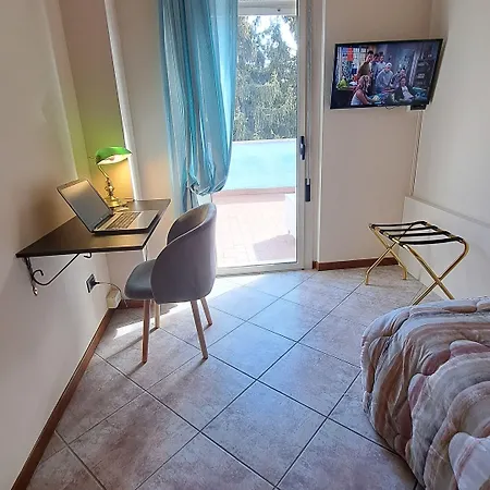 Azzurro 酒店 拉奎拉