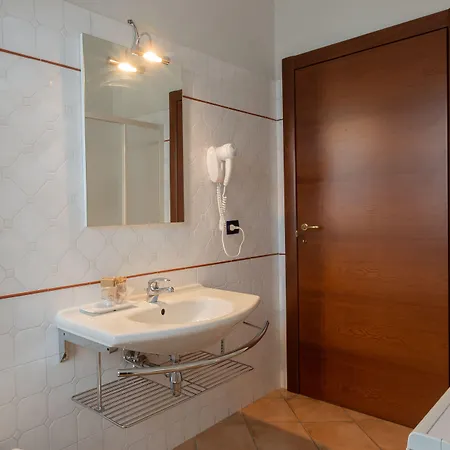 Azzurro Hotel