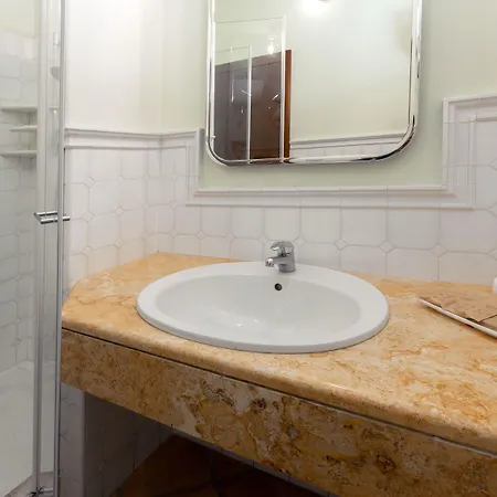 Azzurro 3* 拉奎拉